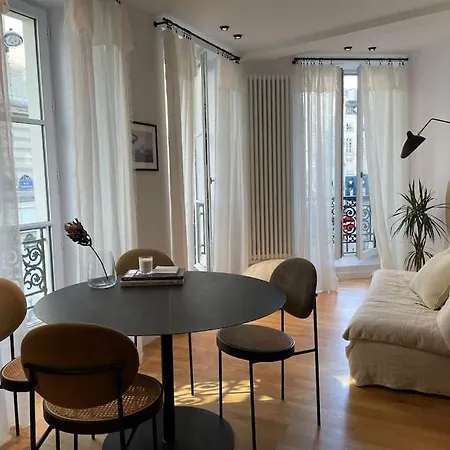 Appartamento Marais - Bright One-bedroom Decorated With Taste Parigi